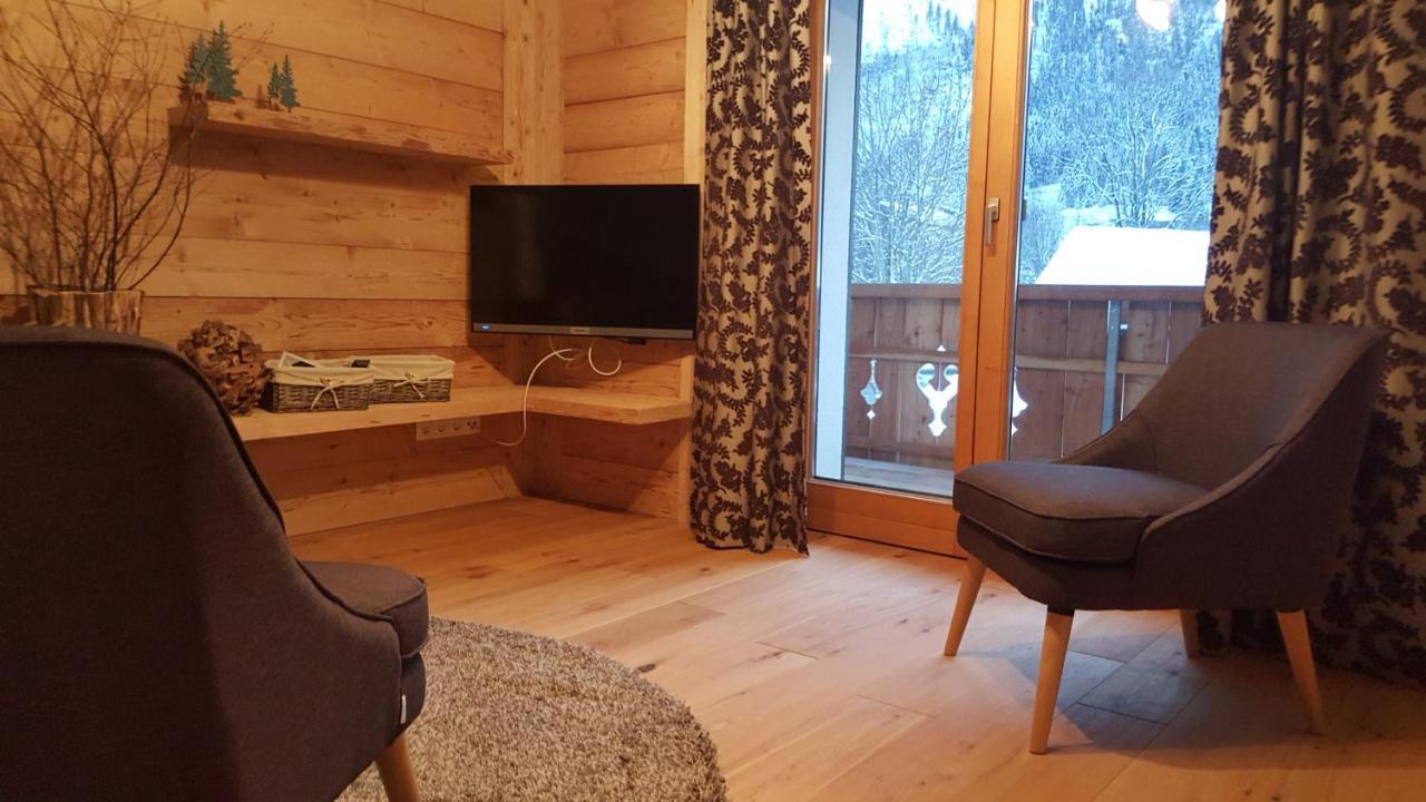 Alpenchalet Vils Tirol エクステリア 写真