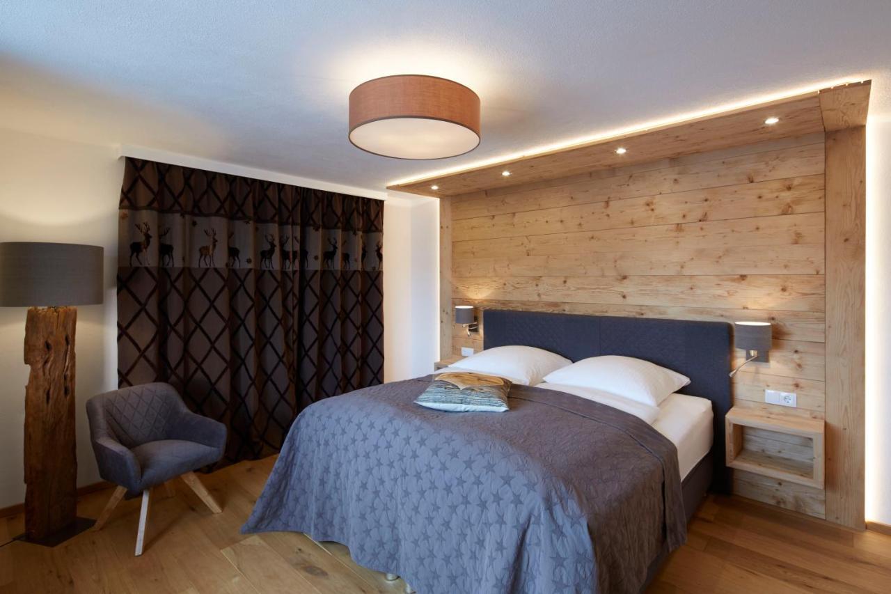 Alpenchalet Vils Tirol エクステリア 写真