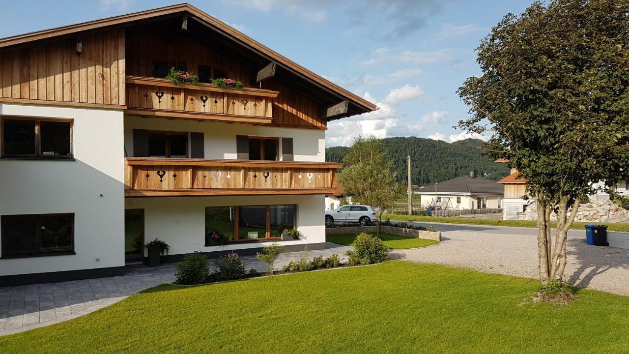 Alpenchalet Vils Tirol エクステリア 写真