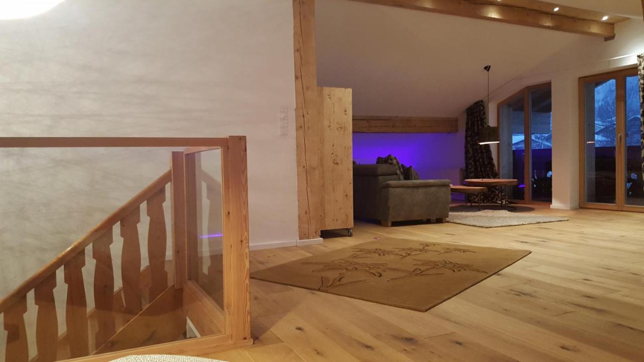 Alpenchalet Vils Tirol エクステリア 写真