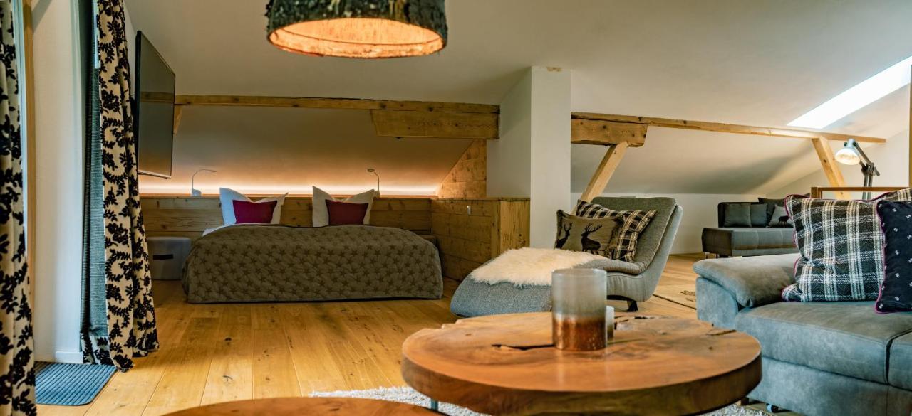 Alpenchalet Vils Tirol エクステリア 写真