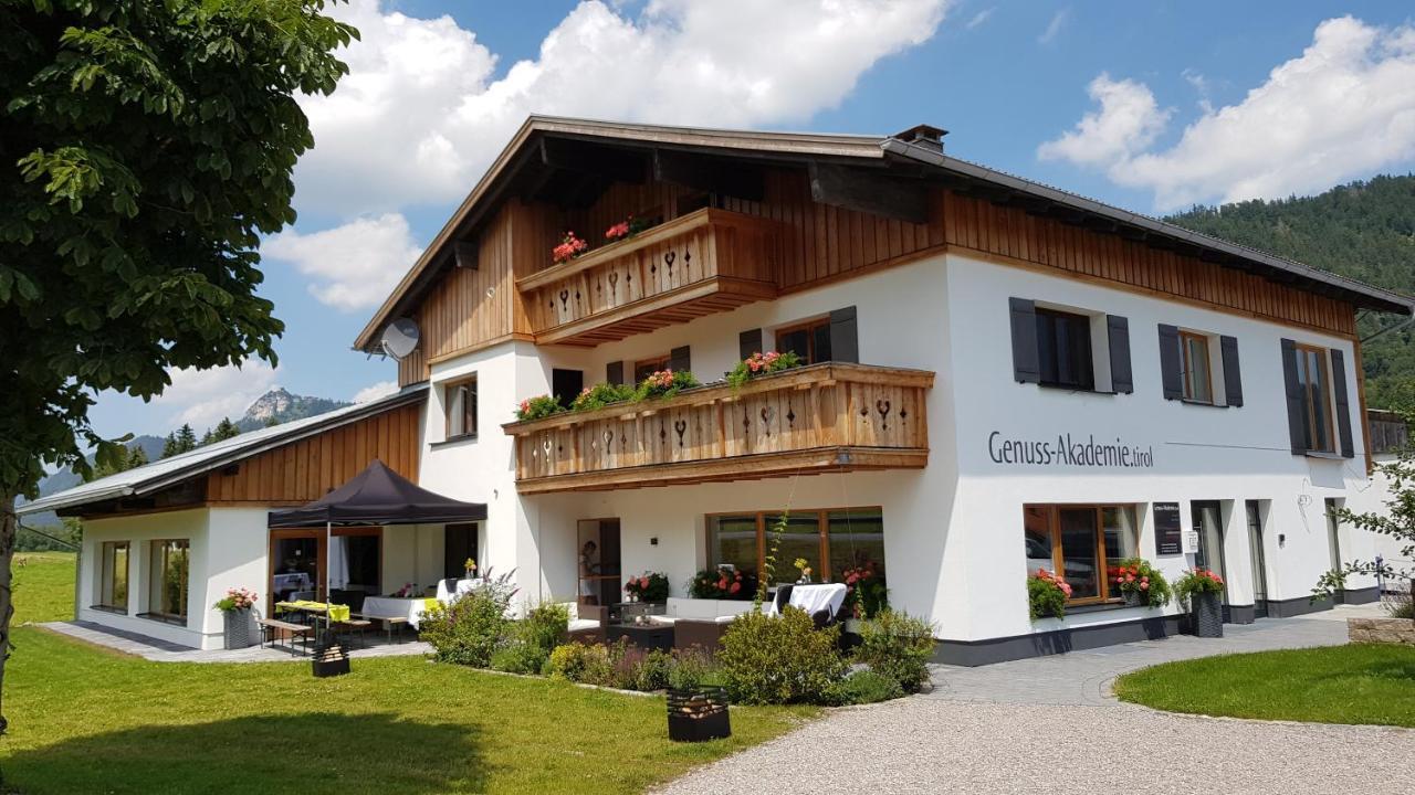 Alpenchalet Vils Tirol エクステリア 写真