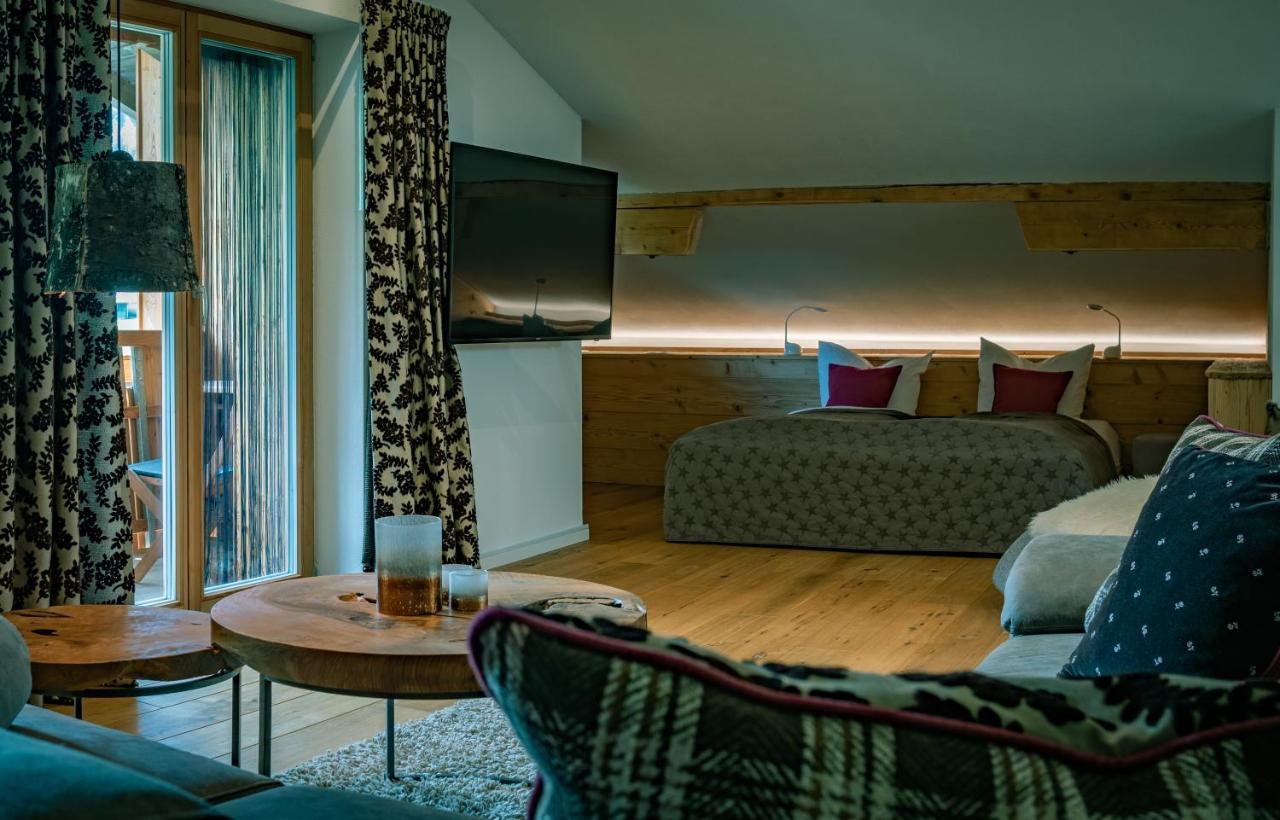 Alpenchalet Vils Tirol エクステリア 写真